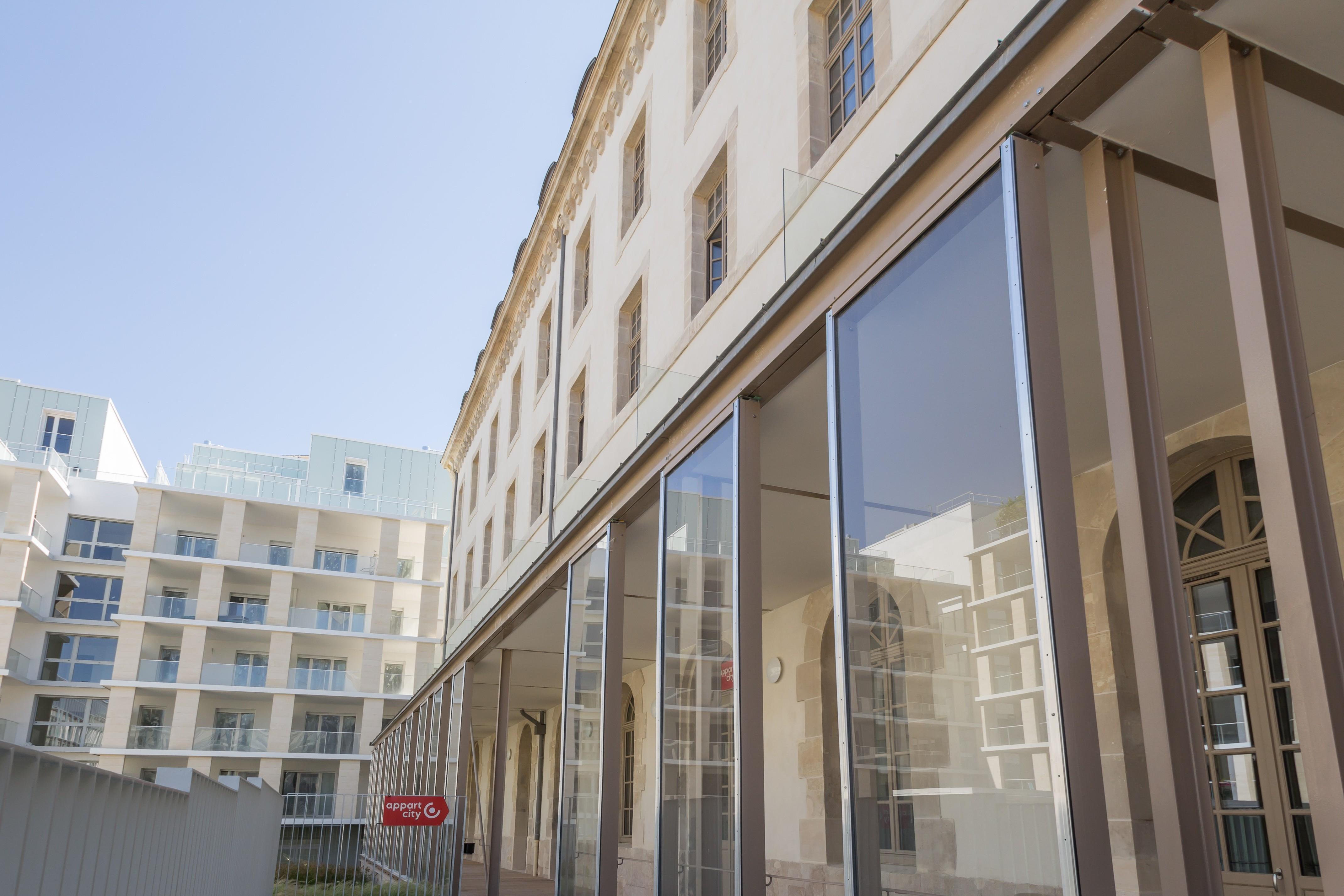 Appart'City Confort Reims Centre Aparthotel Exterior photo